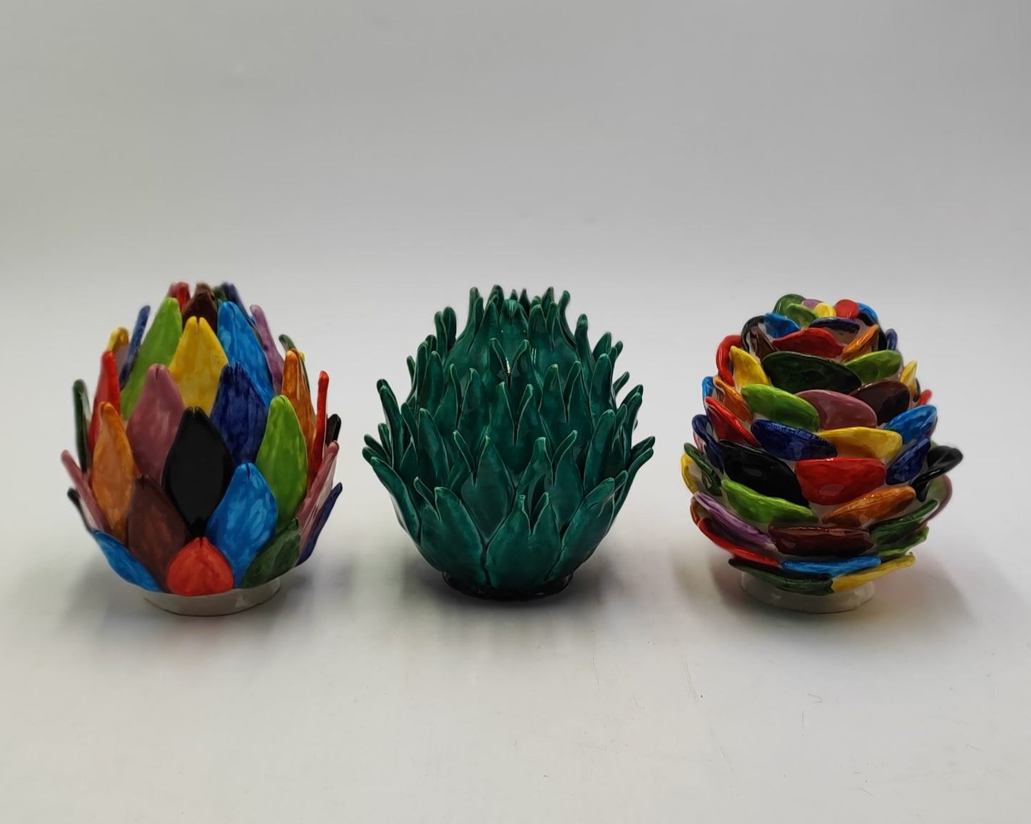 Italian Handcrafted Artichoke Pine