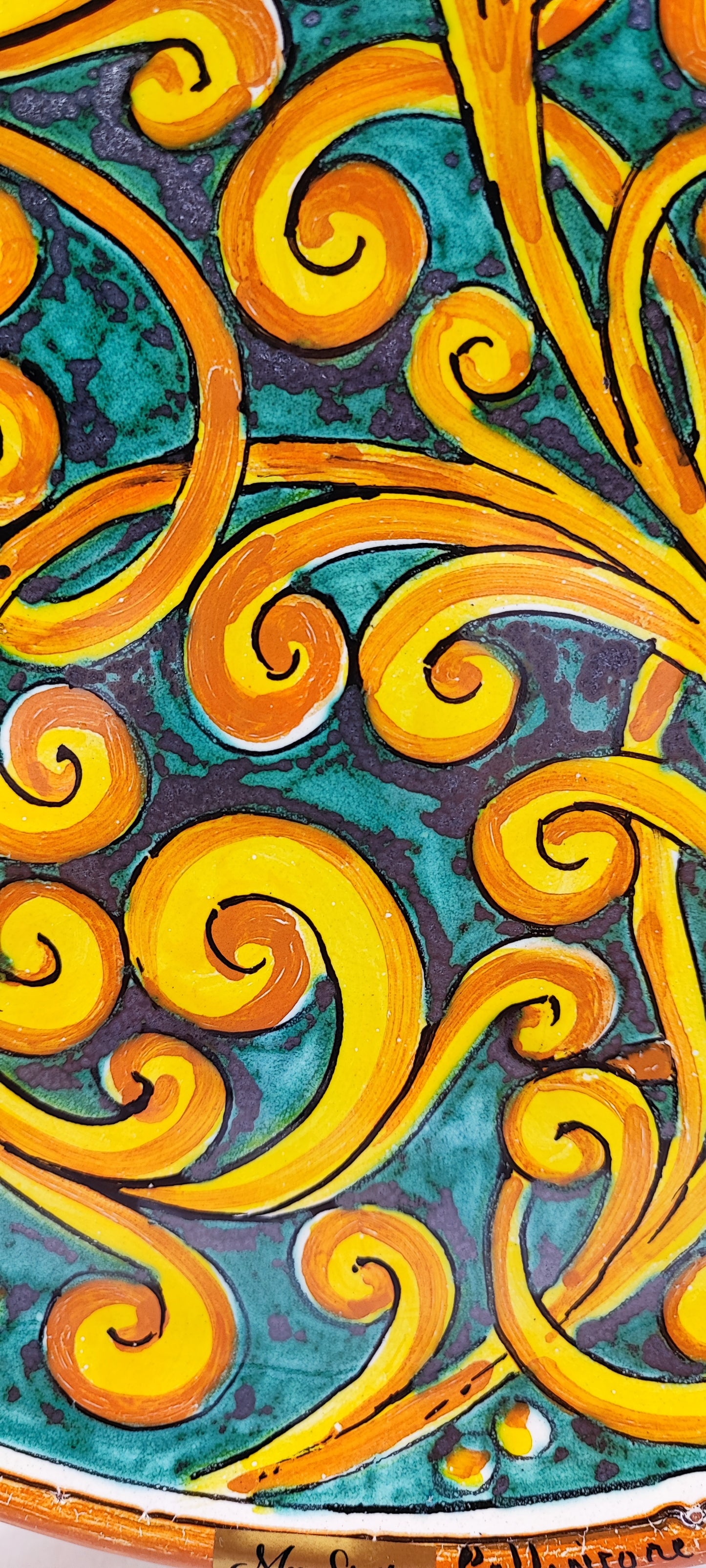 Elegant Caltagirone Ceramic Plates - Sicilian Art for a Unique Table Setting