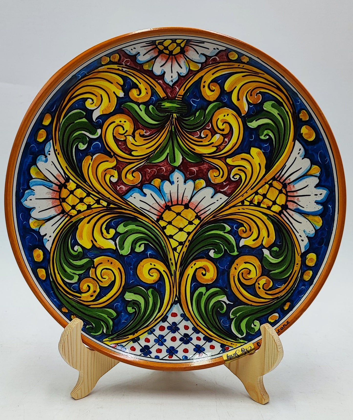 Elegant Caltagirone Ceramic Plates - Sicilian Art for a Unique Table Setting