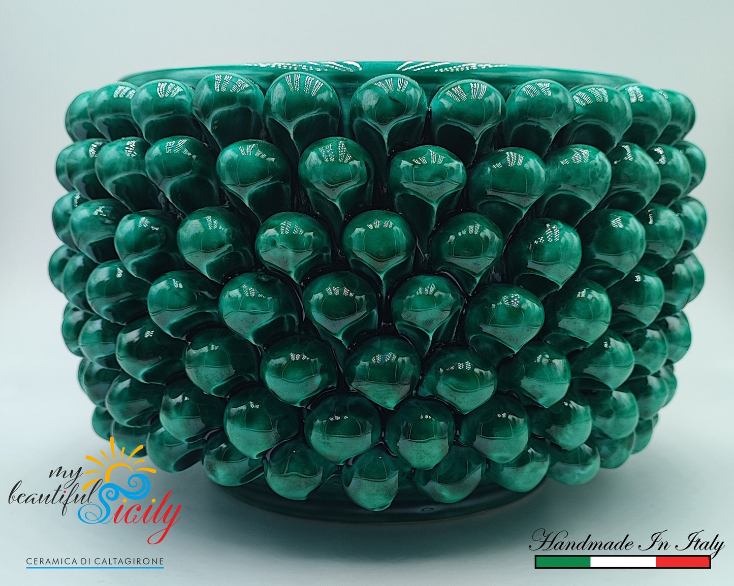 Splendido vaso a forma di Pigna di Caltagirone 22/23 dia
