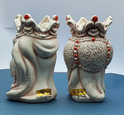 Ceramic figurines