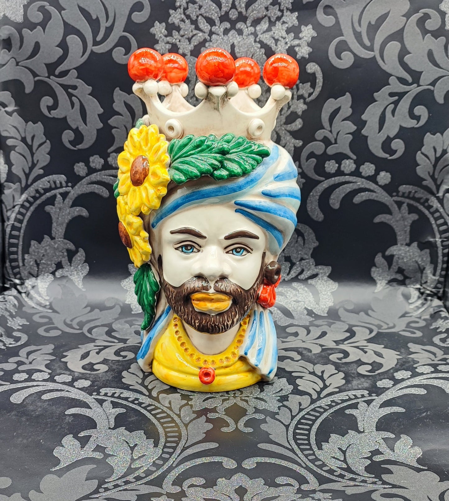 Decorative pottery