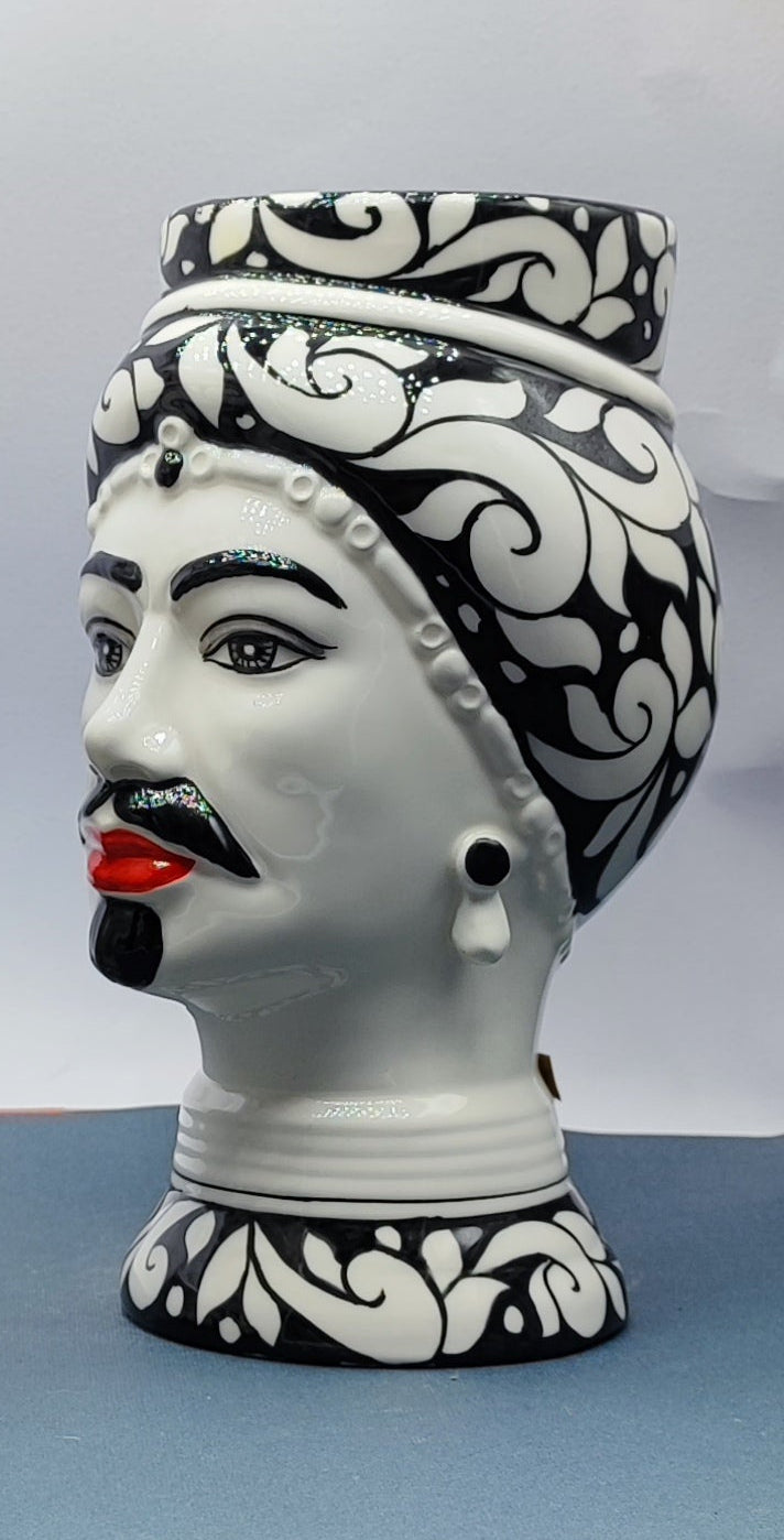 PORCELAIN